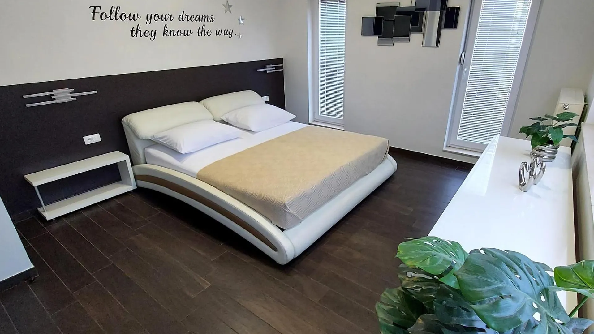 Guest house Apartment Sunny Spell Zadar